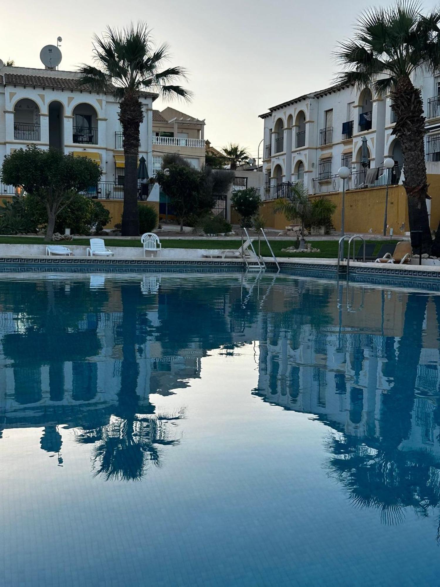 Las Carolinas Residence With Pool San Miguel De Salinas Εξωτερικό φωτογραφία